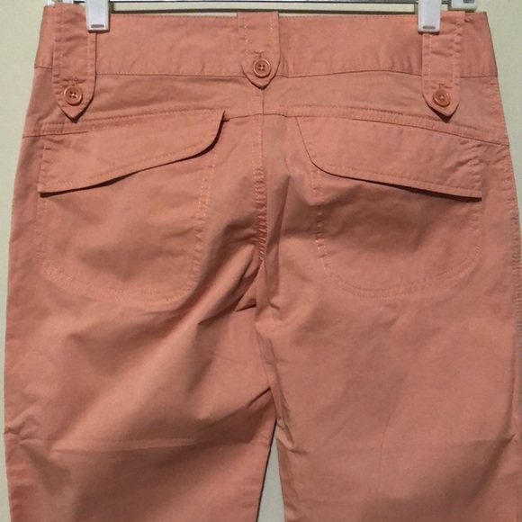 EXPRESS salmon colored capris. Size 2. Never worn. - Picture 3 of 5